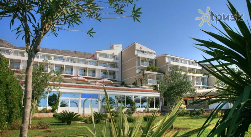 Фото отеля Palas Hotel 4* Petrovac Juodkalnija išorė ir baseinai
