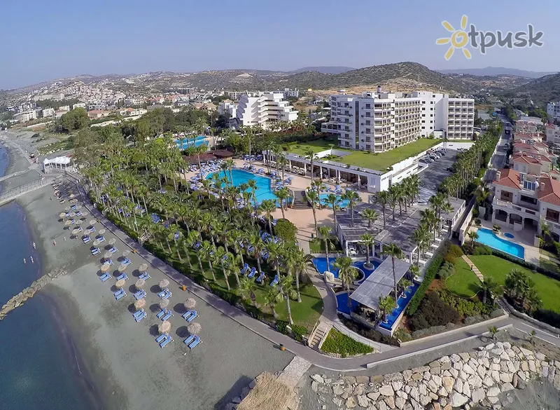 Фото отеля GrandResort 5* Лимассол Кипр пляж