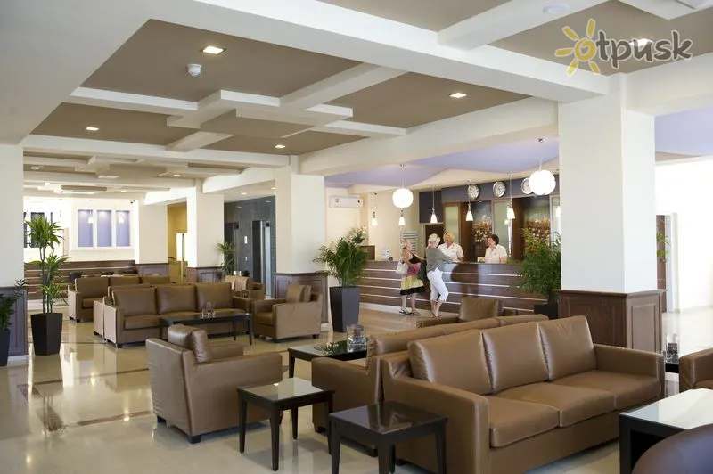 Фото отеля Golden Star Beach Hotel 3* Протарас Кіпр лобі та інтер'єр