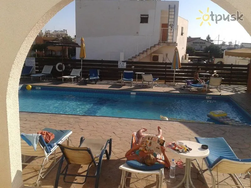 Фото отеля Salmary Hotel Apartments 3* Айя Напа Кипр экстерьер и бассейны