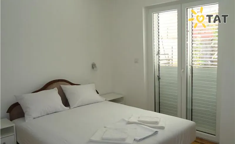Фото отеля Jelusic Villa 3* Будва Чорногорія номери