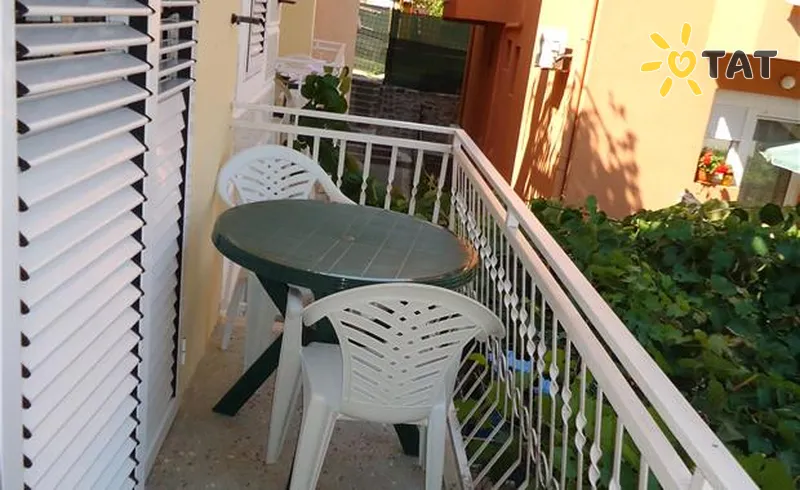 Фото отеля Jelusic Villa 3* Будва Чорногорія номери