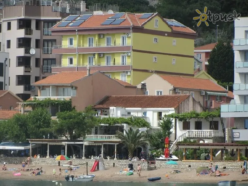 Фото отеля Brzalovic Villa 3* Рафаїловичі Чорногорія екстер'єр та басейни