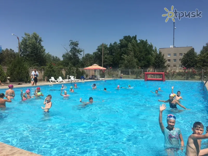 Фото отеля Бригантина 2* Skadovskas Ukraina išorė ir baseinai