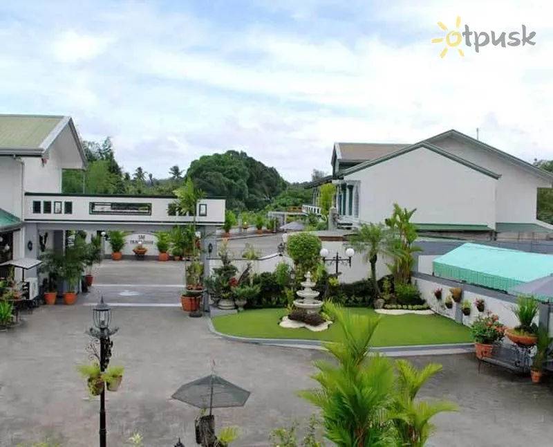 Фото отеля SM Travelodge Inc 3* о. Лусон – Маніла Філіппіни екстер'єр та басейни