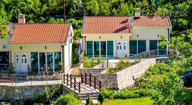 Фото отеля Stone Bridge Eco Lodge 4* Kotoras Juodkalnija išorė ir baseinai