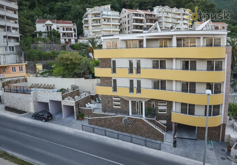 Фото отеля Atina Hotel 4* Budva Juodkalnija išorė ir baseinai