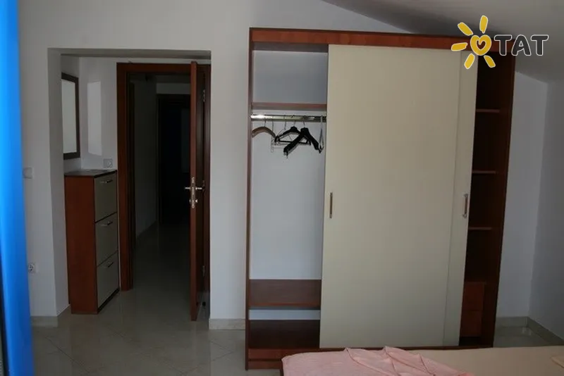 Фото отеля Orovic Apartments 3* Будва Чорногорія номери