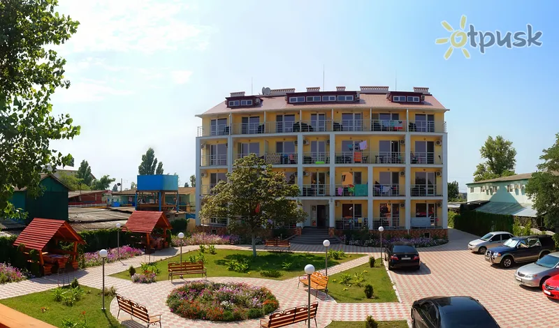 Фото отеля Тира 2* Затока Украина экстерьер и бассейны