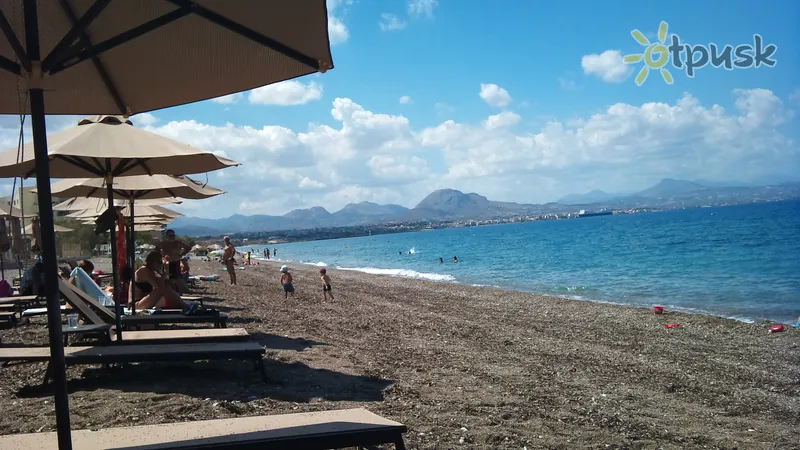 Фото отеля Diolkos Studios 3* Лутраки Греція пляж