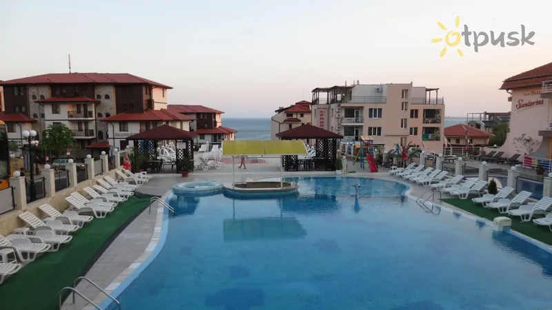 Фото отеля Корона 3* Святий Влас Болгарія екстер'єр та басейни