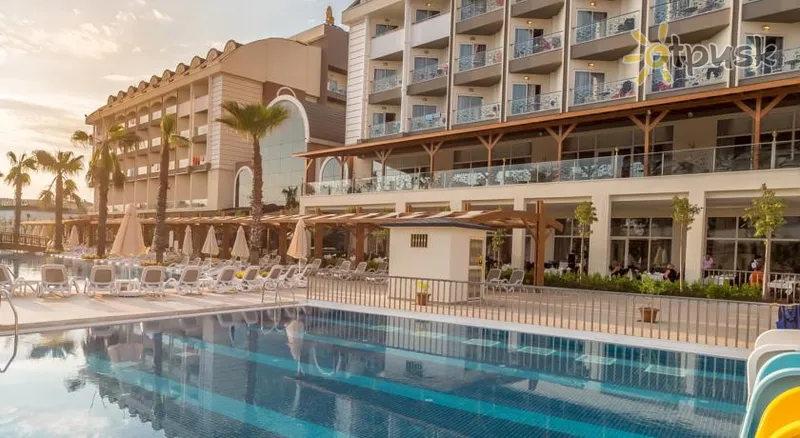 Фото отеля Mary Palace Resort & Spa 4* Šoninė Turkija išorė ir baseinai