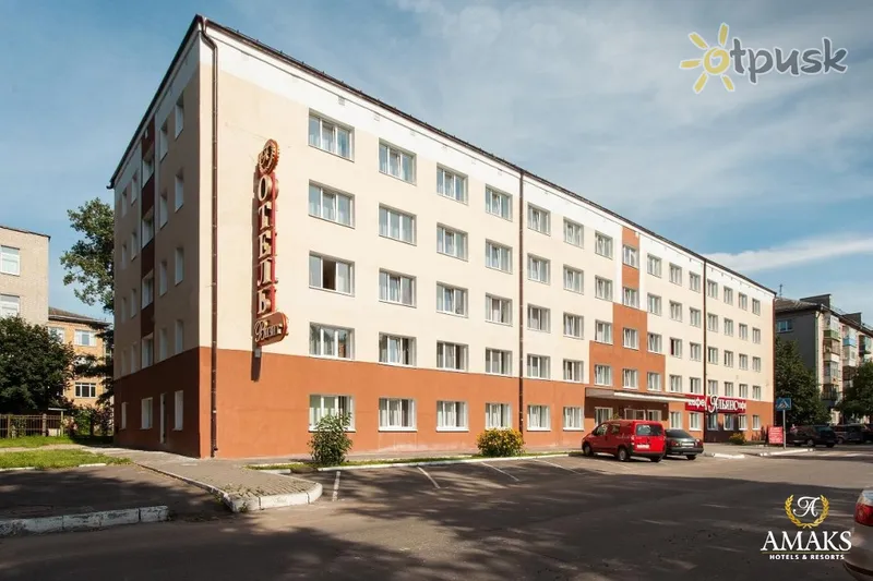 Фото отеля Амакс Визит-Отель 3* Gomeļa Baltkrievija ārpuse un baseini