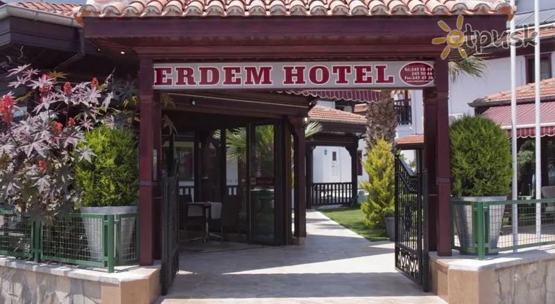 Фото отеля Erdem Hotel 3* Kars Turkija išorė ir baseinai