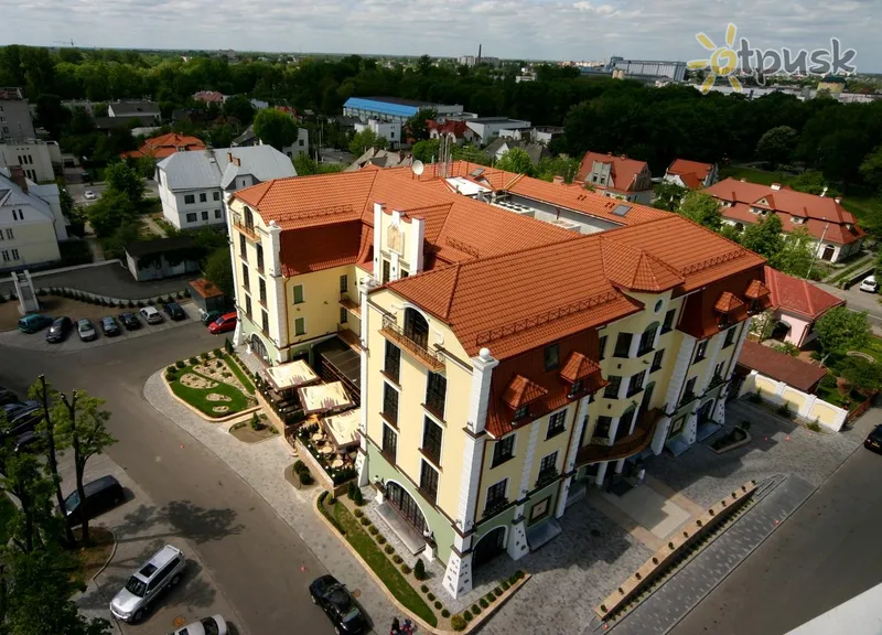 Фото отеля Hermitage Hotel 4* Brestas Baltarusija išorė ir baseinai