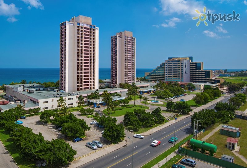 Фото отеля Gran Caribe Neptuno & Triton 3* Гавана Куба экстерьер и бассейны