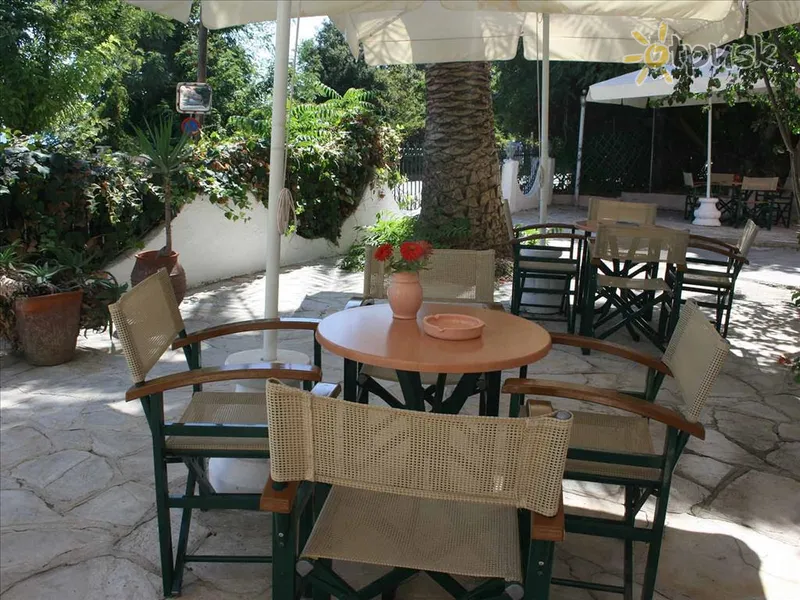 Фото отеля Aegli Hotel 2* Korfu Graikija barai ir restoranai