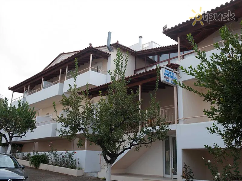 Фото отеля Agios Sostis Hotel Apartments 3* Peloponēsa Grieķija ārpuse un baseini