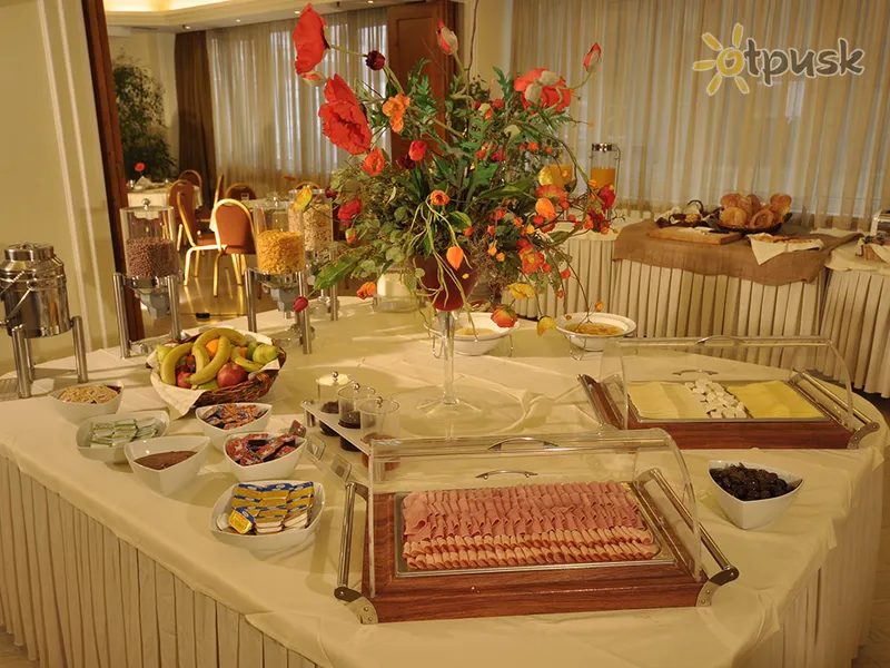 Фото отеля Vergina Hotel 3* Saloniki Grieķija bāri un restorāni