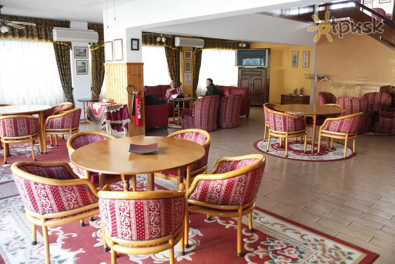 Фото отеля Asty 2* Нікосія Кіпр бари та ресторани