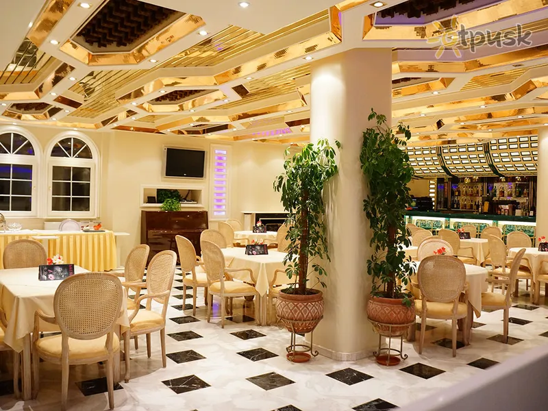 Фото отеля Strass Hotel 3* Пієрія Греція бари та ресторани