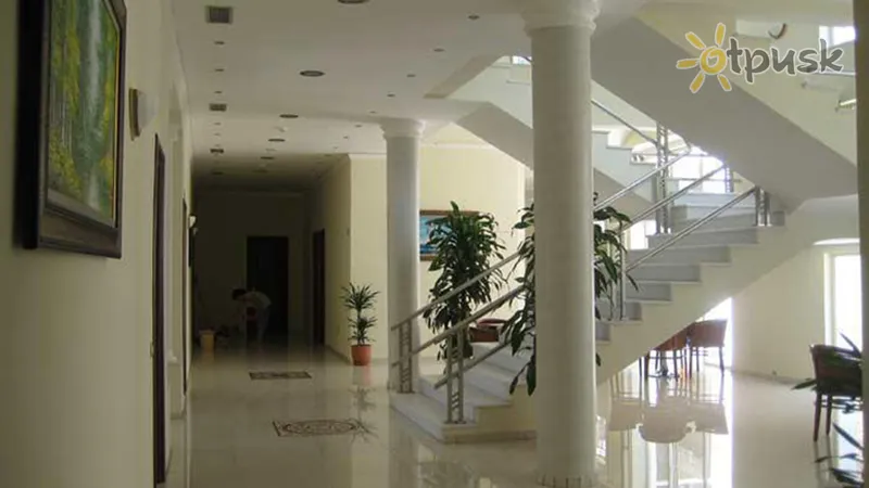 Фото отеля Vila Duraku 4* Саранда Албанія лобі та інтер'єр