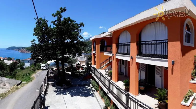 Фото отеля Villa Nena Apartments 3* Sutomore Juodkalnija išorė ir baseinai
