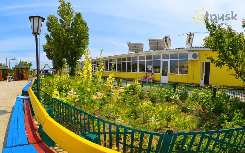 Фото отеля Карпати 2* Затока Україна екстер'єр та басейни