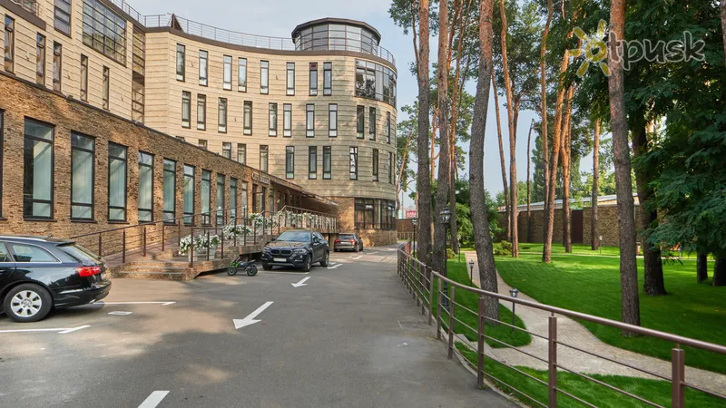 Фото отеля City Holiday Resort & SPA 5* Kijeva Ukraina ārpuse un baseini