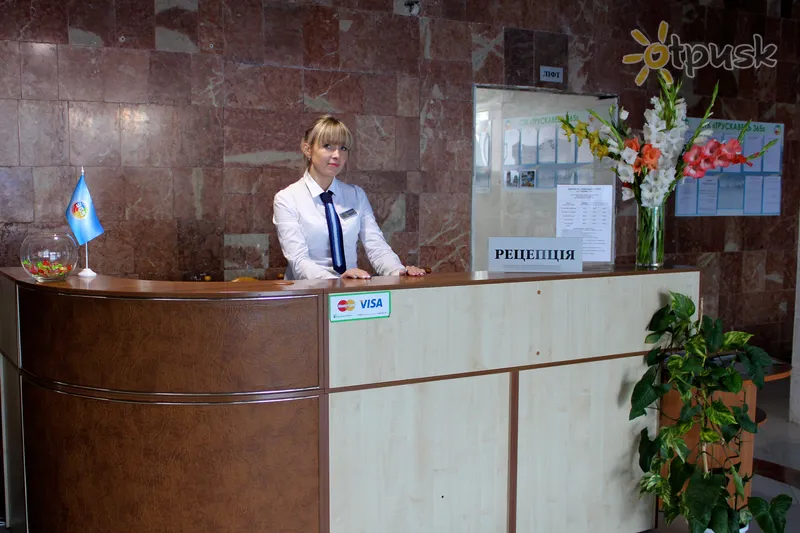 Фото отеля Трускавец 365 2* Трускавец Украина лобби и интерьер