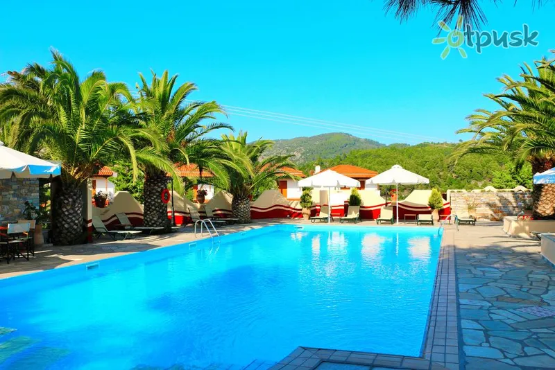 Фото отеля Kelyfos Hotel 2* Halkidiki — Sitonija Grieķija ārpuse un baseini