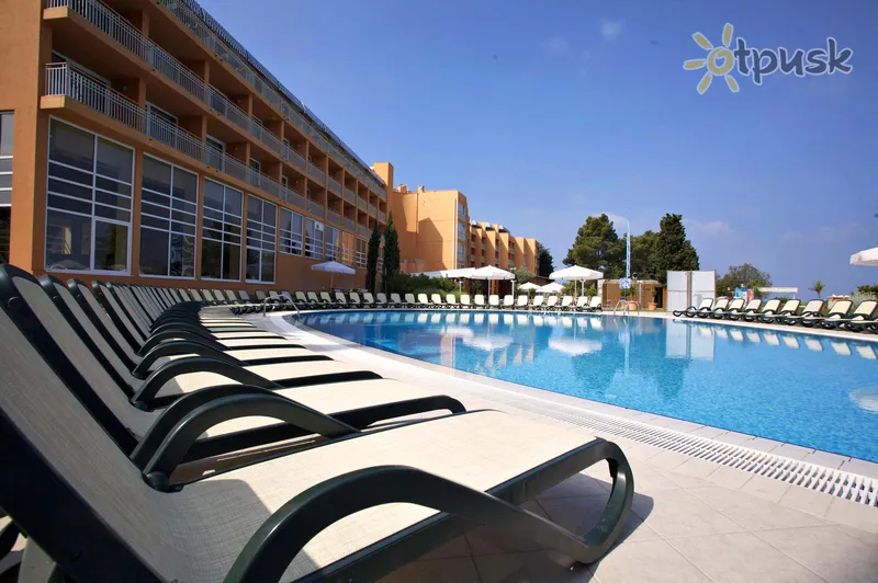 Фото отеля Umag Plava Laguna Hotel 4* Умаг Хорватія екстер'єр та басейни
