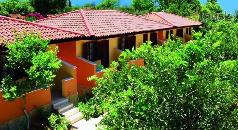 Фото отеля Ozlem Garden Hotel 3* Сиде Турция экстерьер и бассейны