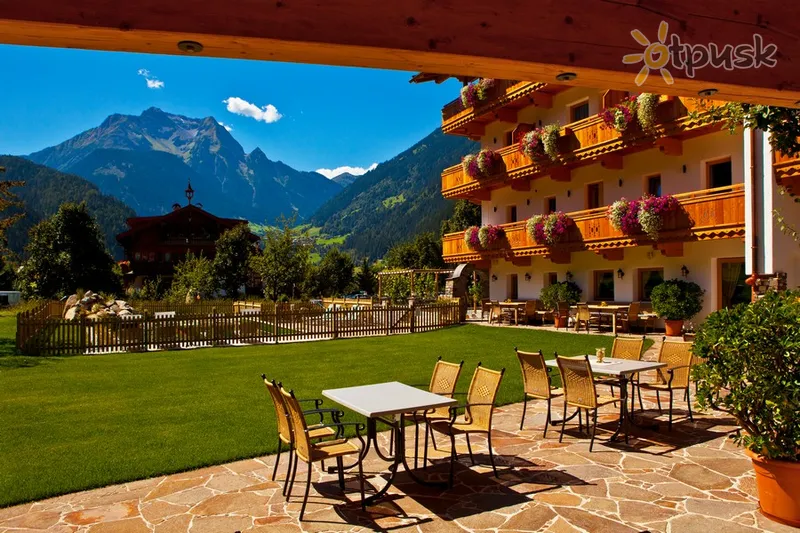 Фото отеля Landhotel Rauchenwalderhof 3* Mayrhofenas Austrija išorė ir baseinai