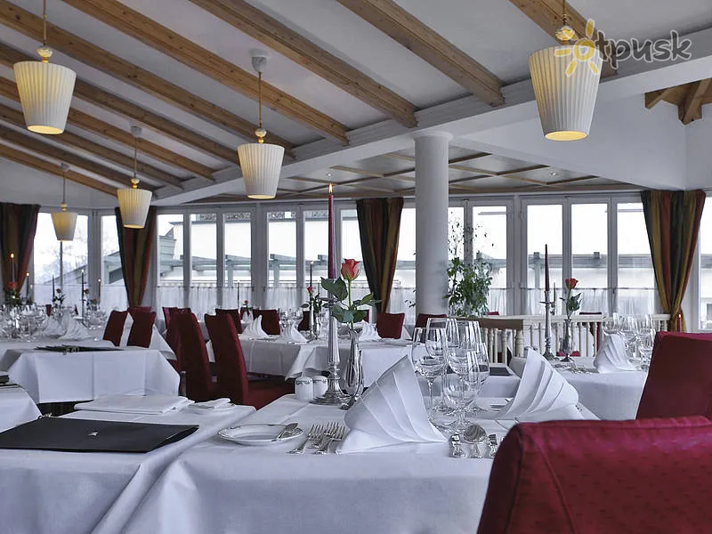 Фото отеля Weisses Roessl Hotel 5* Кицбюэль Австрия бары и рестораны