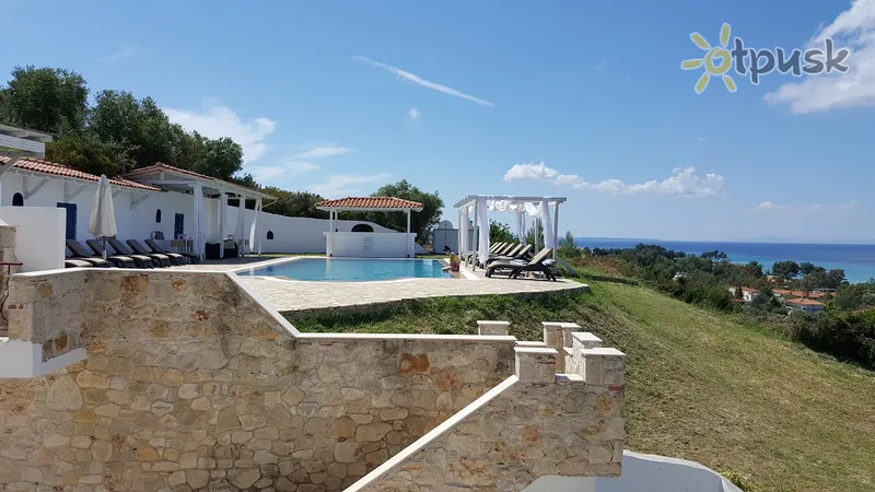 Фото отеля Bungalow White Luxury Apartments 2* Халкідікі – Кассандра Греція екстер'єр та басейни