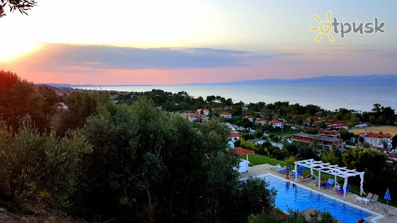Фото отеля Bungalow White Luxury Apartments 2* Halkidiki — Kasandra Grieķija ārpuse un baseini