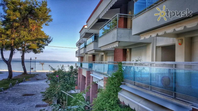Фото отеля Bungalow White Apartments 2* Halkidiki — Kasandra Grieķija ārpuse un baseini