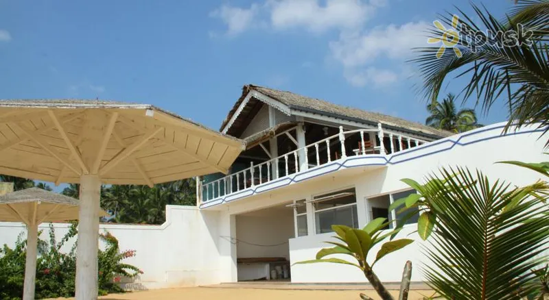 Фото отеля White Rose Beach Resort 3* Maravila Šri Lanka išorė ir baseinai