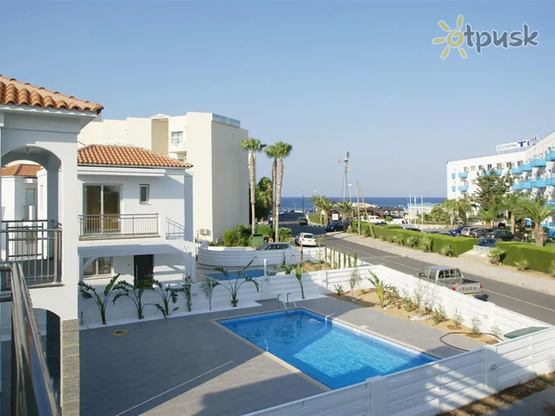 Фото отеля Pernera Villas2Let 3* Protaras Kipras išorė ir baseinai
