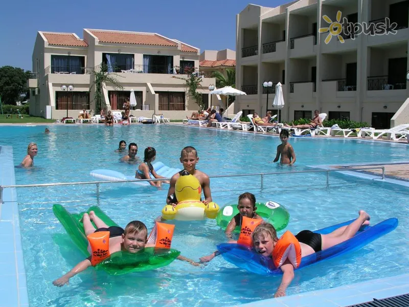 Фото отеля Summerland Hotel & Bungalows 3* Rodas Graikija vaikams