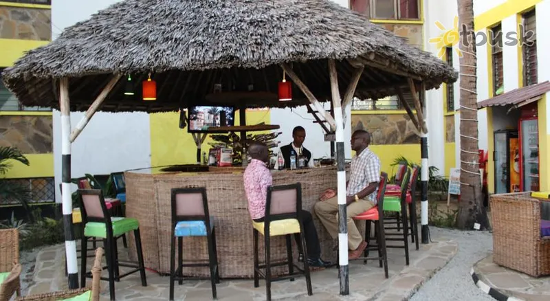 Фото отеля Ocean View Nyali Boutique Hotel 2* Момбаса Кенія бари та ресторани