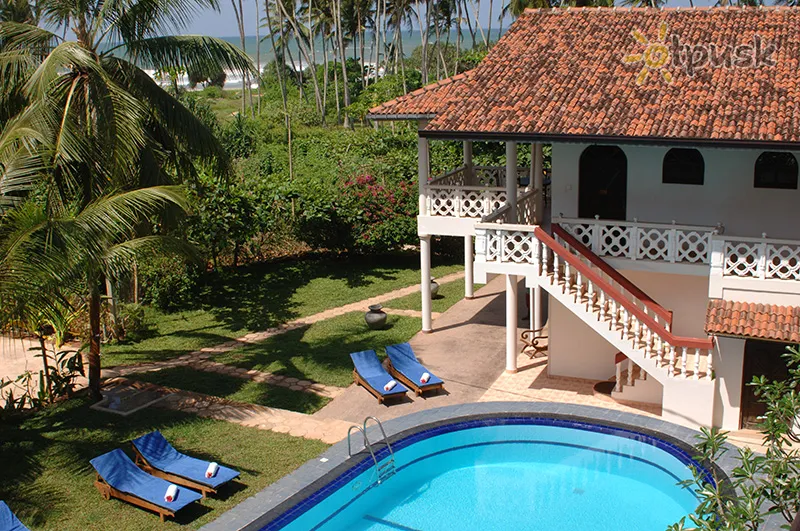 Фото отеля Wunderbar Beach Hotel 4* Бентота Шри-Ланка экстерьер и бассейны