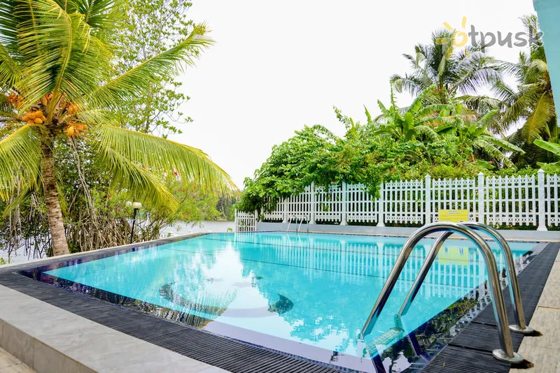 Фото отеля Laluna Ayurveda Resort 3* Bentota Šrilanka ārpuse un baseini