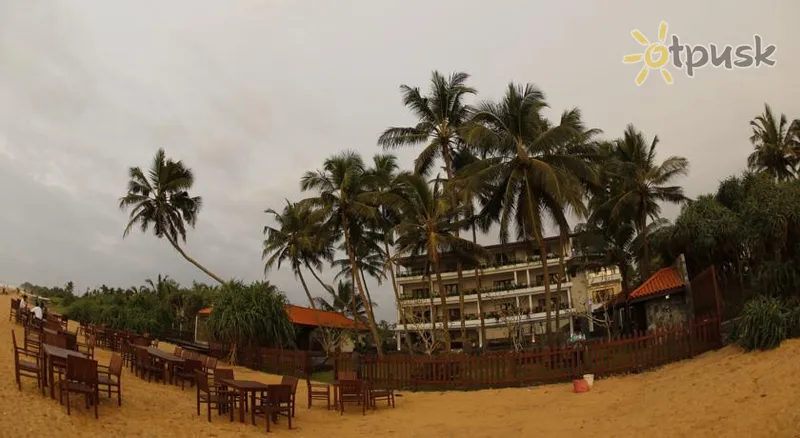 Фото отеля Blue Beach Hotel 3* Ваддува Шрі Ланка екстер'єр та басейни