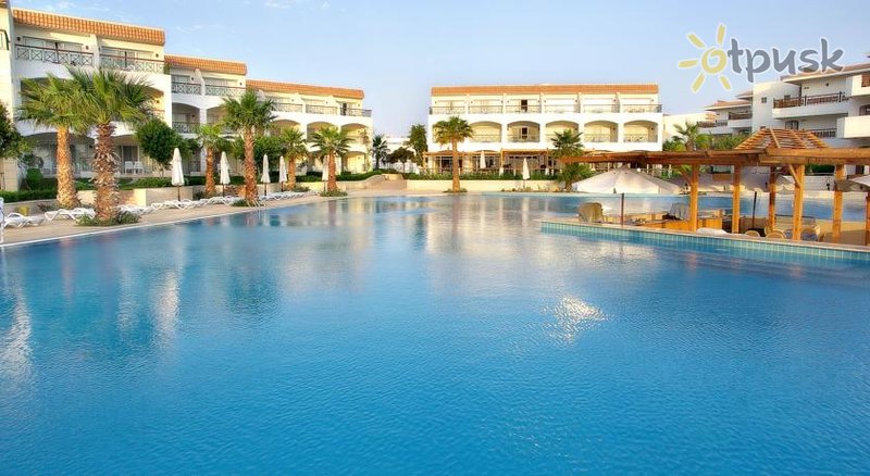 Фото отеля Cyrene Island Hotel 4* Шарм эль Шейх Египет экстерьер и бассейны