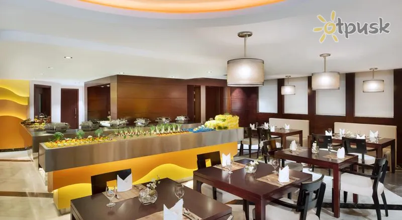 Фото отеля City Seasons Towers Hotel 4* Дубай ОАЭ бары и рестораны