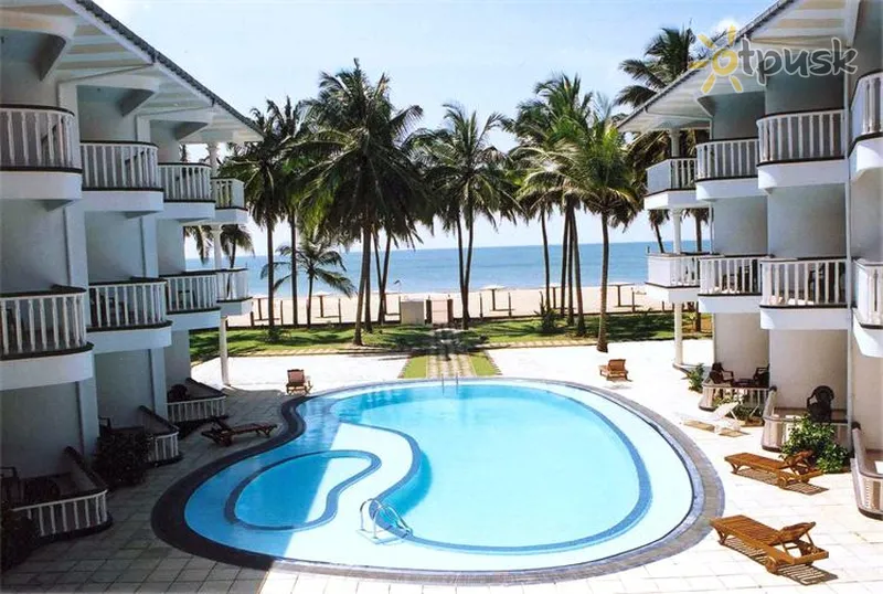 Фото отеля Olenka Sunside Beach 2* Maravila Šrilanka ārpuse un baseini
