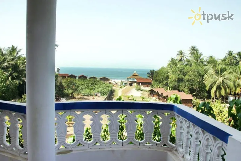Фото отеля Savitri Guest House 1* Северный Гоа Индия экстерьер и бассейны