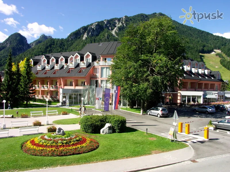 Фото отеля Ramada Hotel & Suites Kranjska Gora 4* Краньска Гора Словения экстерьер и бассейны